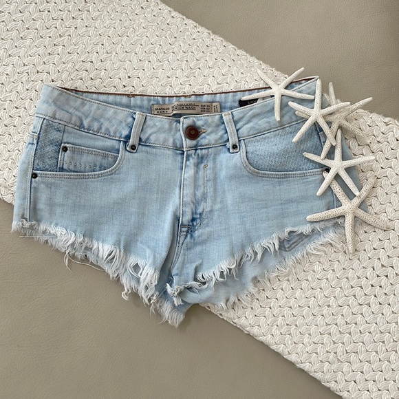 Zara Pants - ZARA DENIM SHORTS💖HP💖